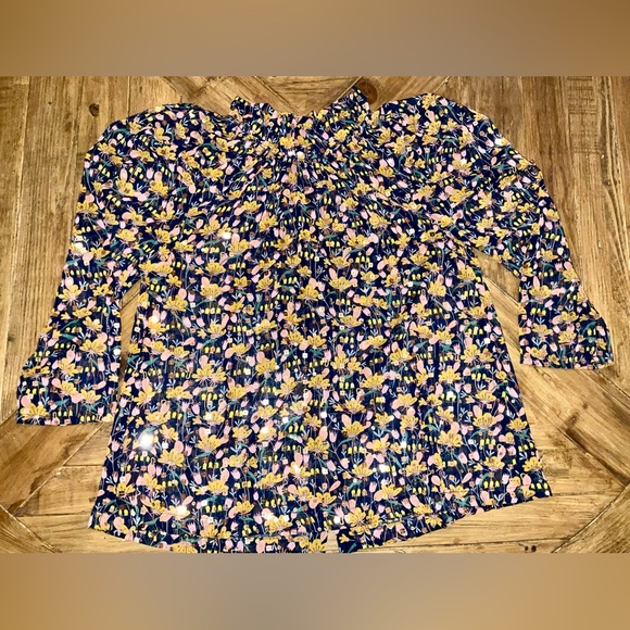 Eva Franco sample piece - sequin floral sheer top in size 8 - buttons down back - Picture 12 of 14